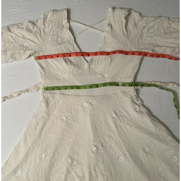 Lulus Off-White In the Meadow Embroidered Backless Mini Dress Size M Fairy Boho - Picture 3 of 8